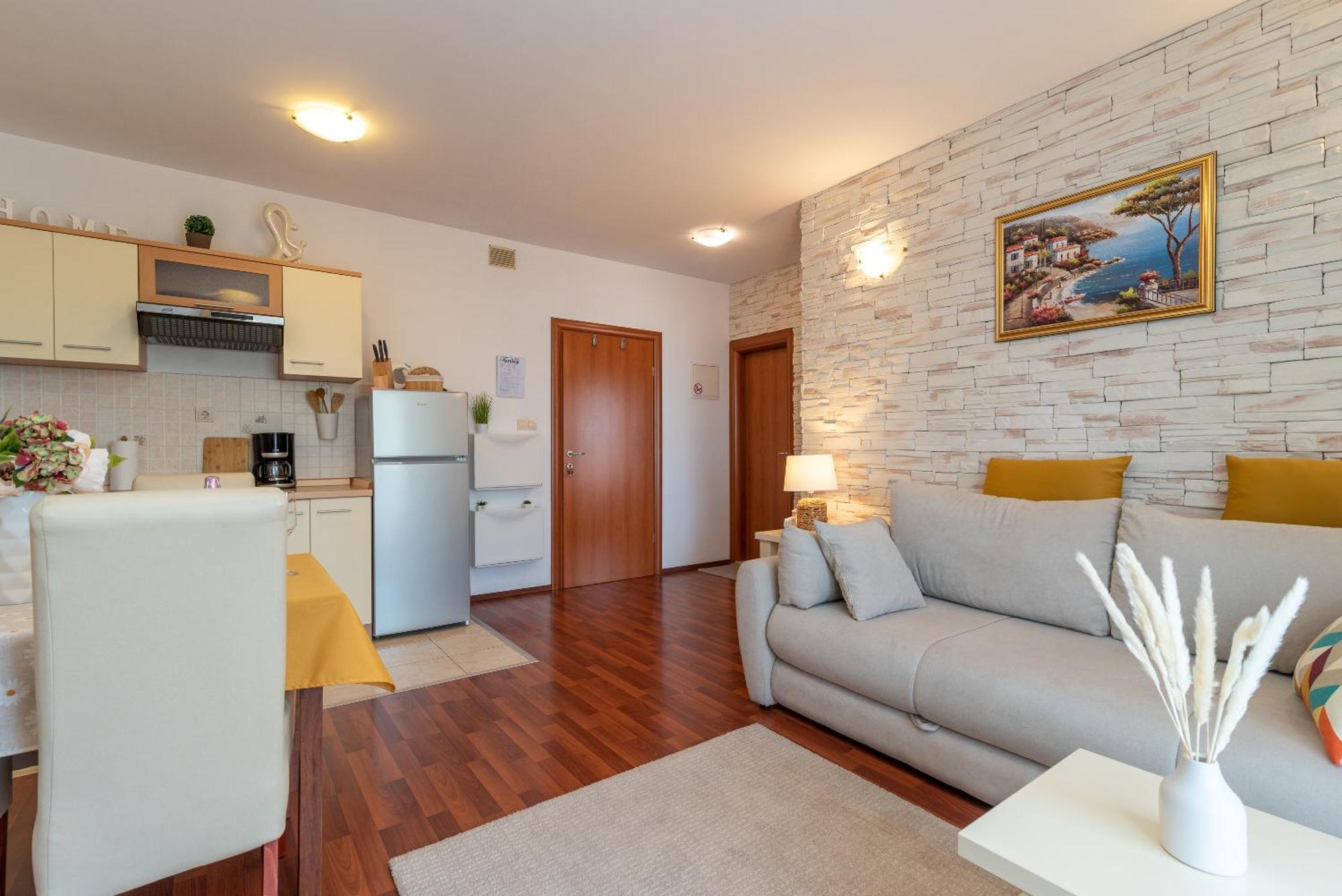 Villa Tonina Трогир Екстериор снимка