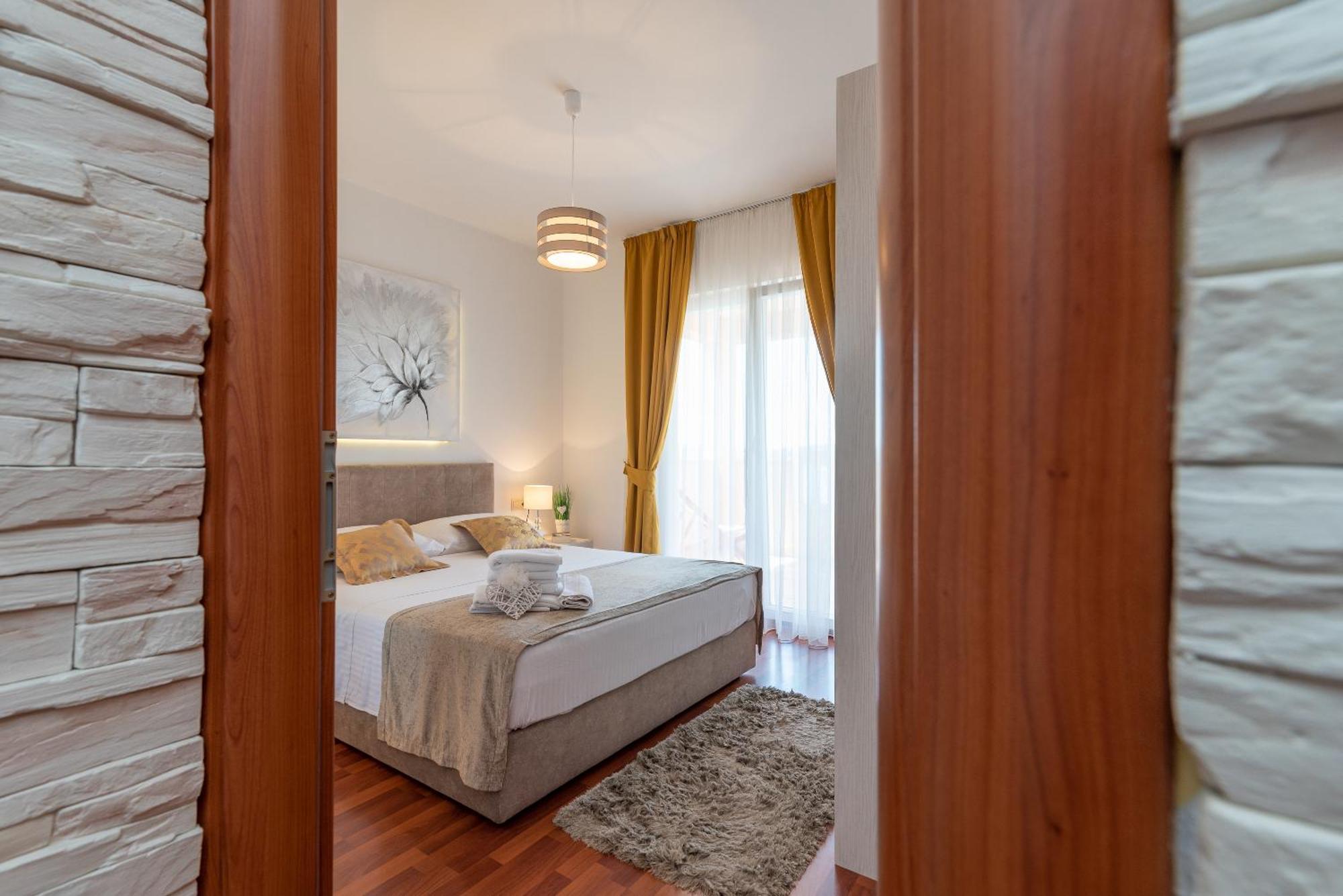 Villa Tonina Трогир Екстериор снимка