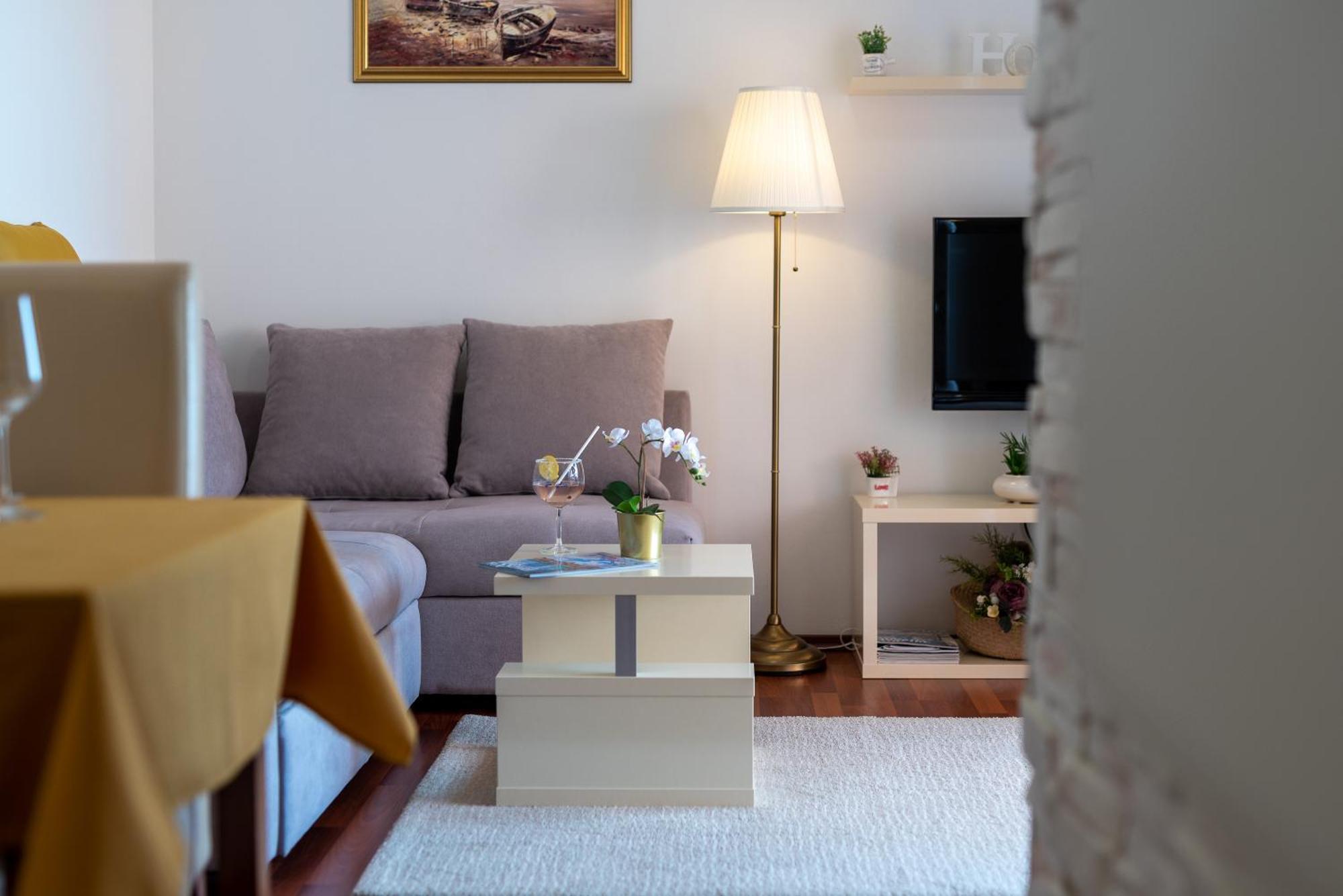 Villa Tonina Трогир Екстериор снимка