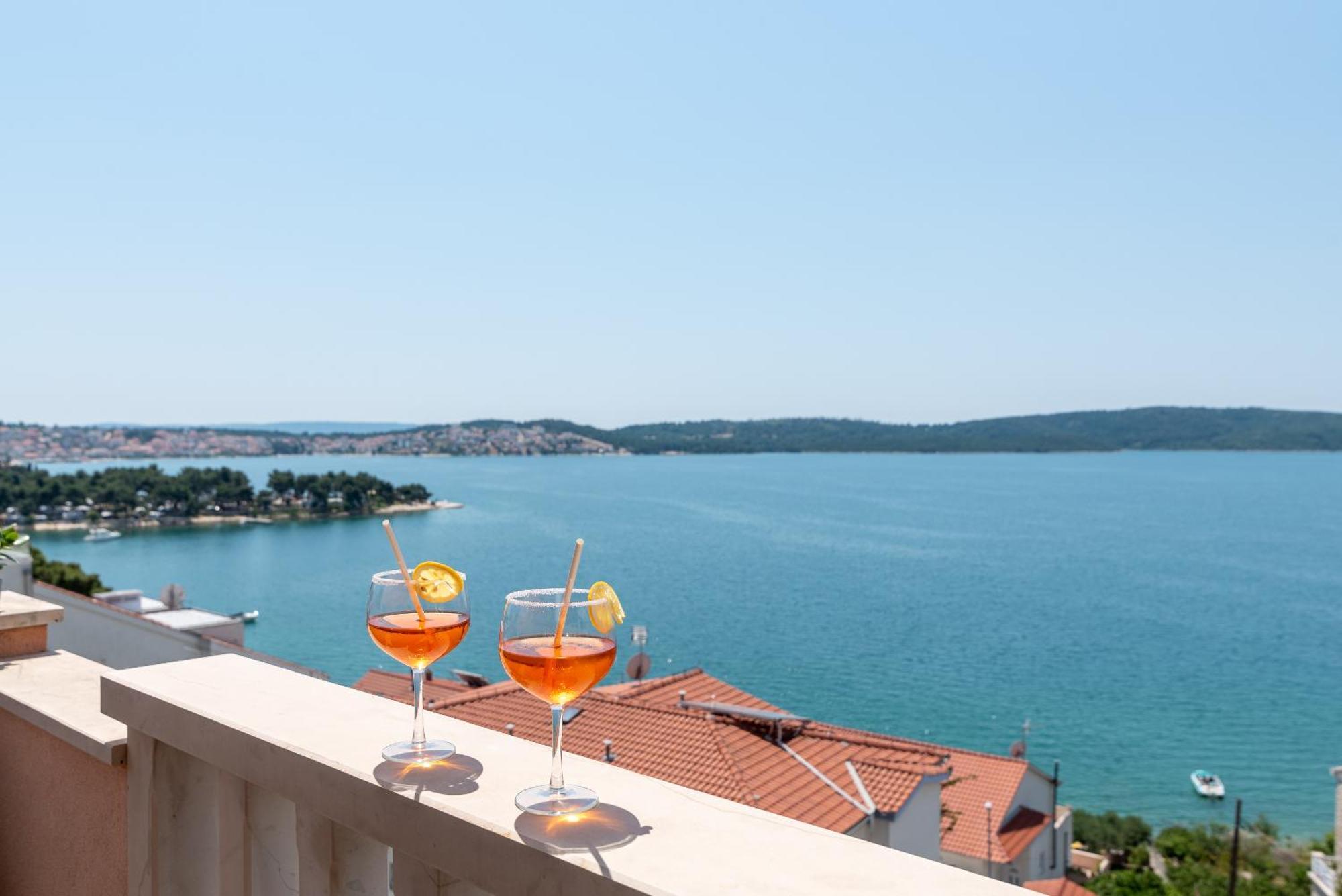 Villa Tonina Трогир Екстериор снимка