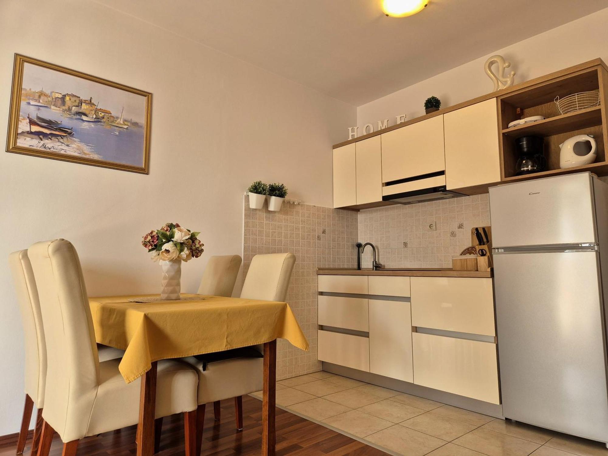 Villa Tonina Трогир Екстериор снимка